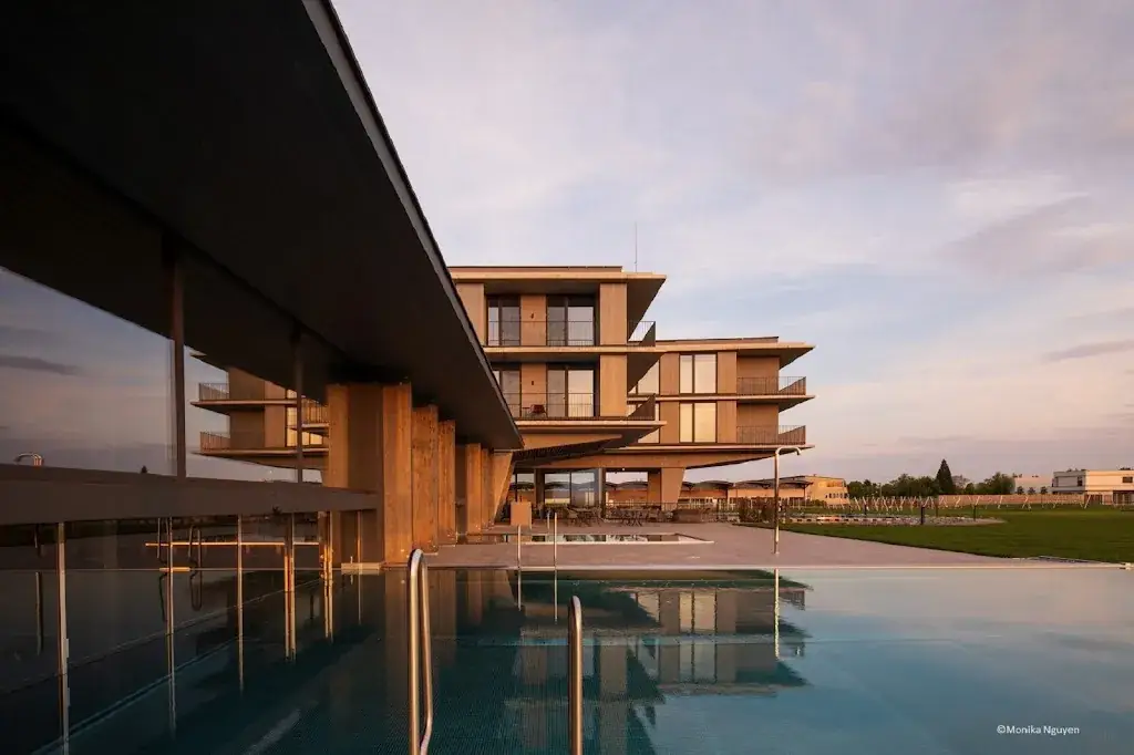 INFINITY Restaurant im Hotel Scheiblhofer The Resort_Andau_slider_image_3