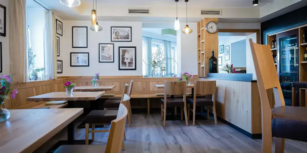 Gasthaus Zum BREINWIRT Karina Maria Zotter ristorante a Badersdorf