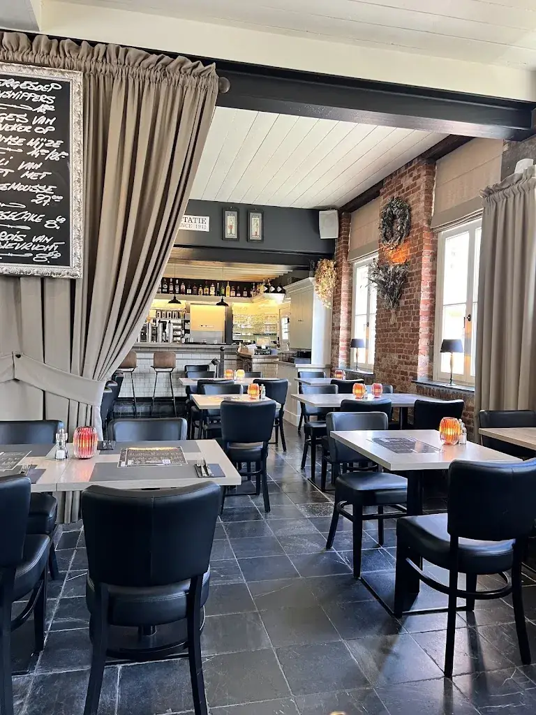 Heide Statie restaurant à Kapellen