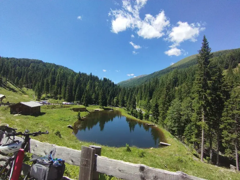 Bettina Sumann_Gasthaus Preberhof_Krakauschatten_recensione