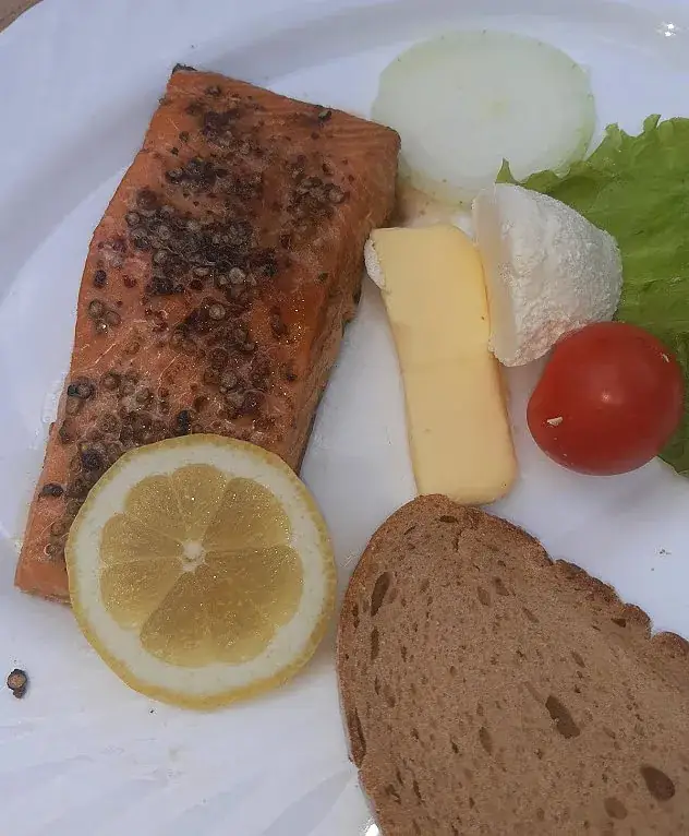 daniela Posn._Fischerhütte am Schattensee_Krakauschatten_review