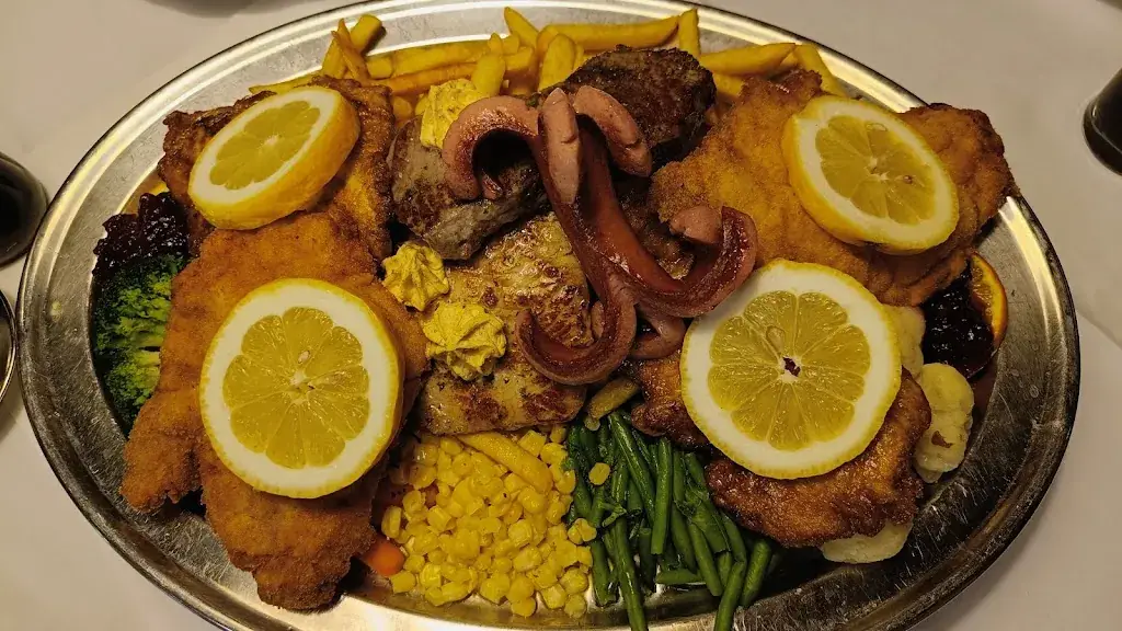 Attila Majoros_Gasthof Murtalerhof_Krakauschatten_review