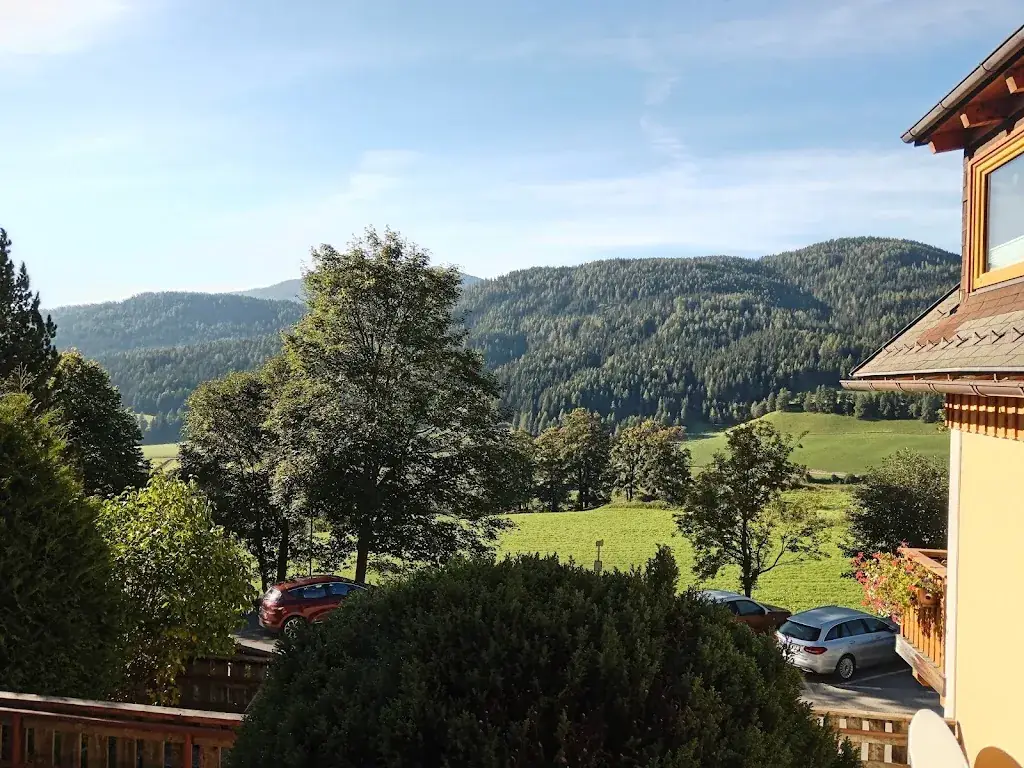 Maitiú_Hotel-Restaurant Stigenwirth Fam. Stiller_Krakauschatten_review