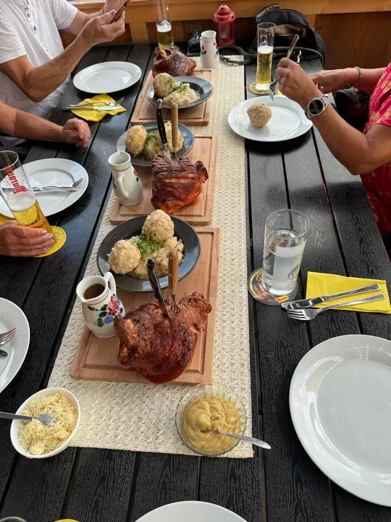 Menu_Ottl's Wirtshaus_Krakauschatten_image_8