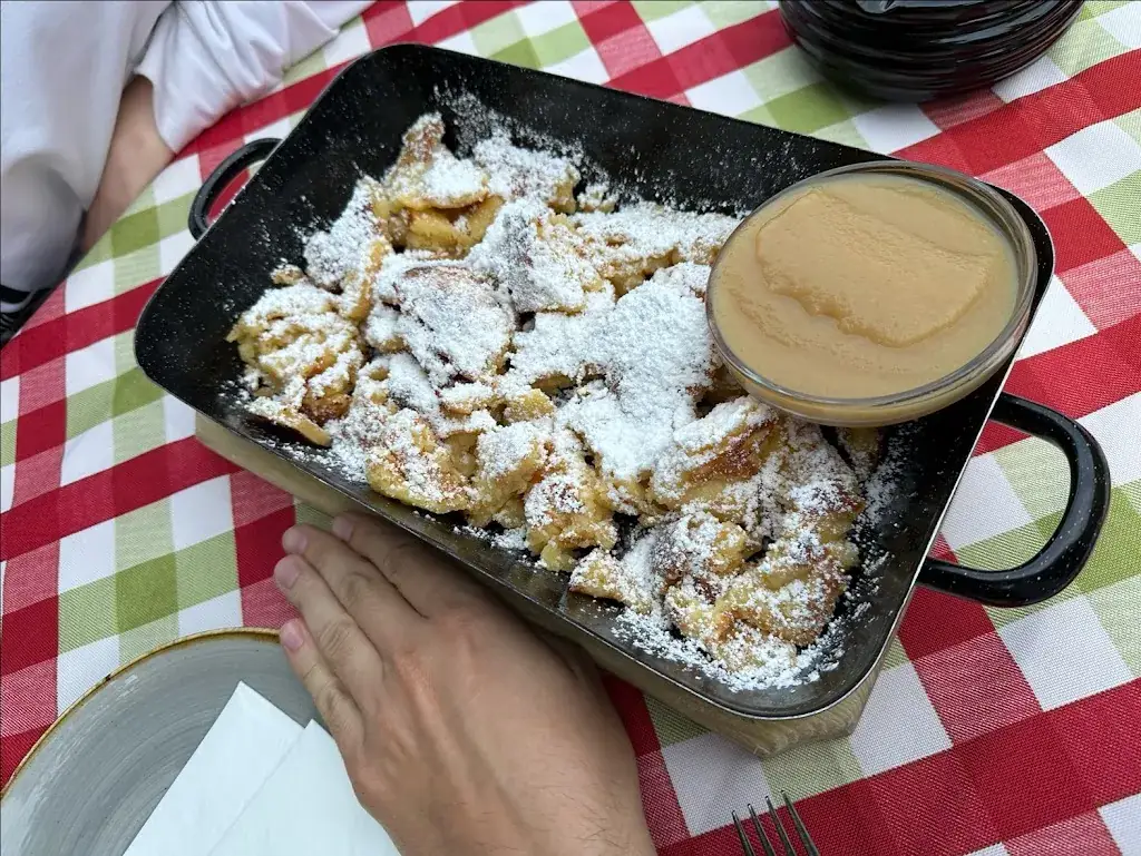 Péter Bakos_Restaurant Kreischberg Eck_Krakauschatten_recensione