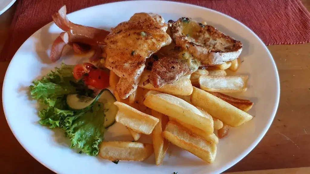 Menu_Restaurant Pizzeria Platzhirsch_Krakauschatten_image_8