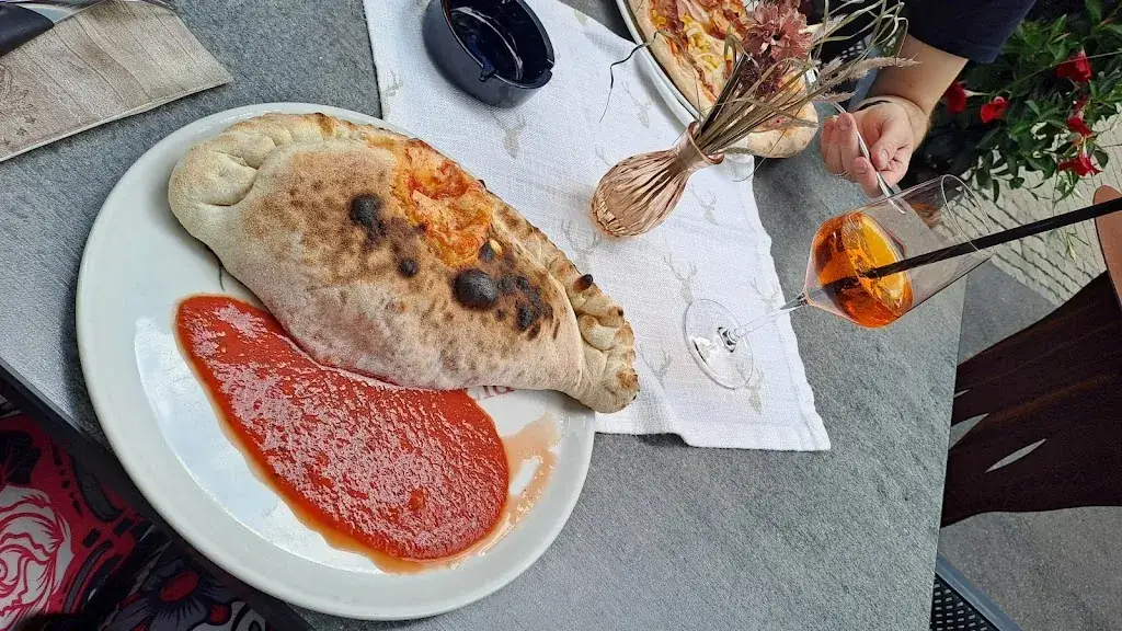 Julianna Révész_Restaurant Pizzeria Platzhirsch_Krakauschatten_review