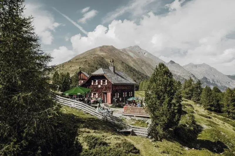 Grazer Hütte am Preber_Krakaudorf_slider_image_3