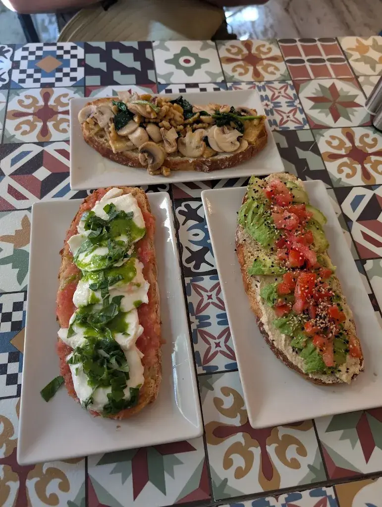 Chaitali Yeragi_Restaurante Le Croustillant_Lang_recensione