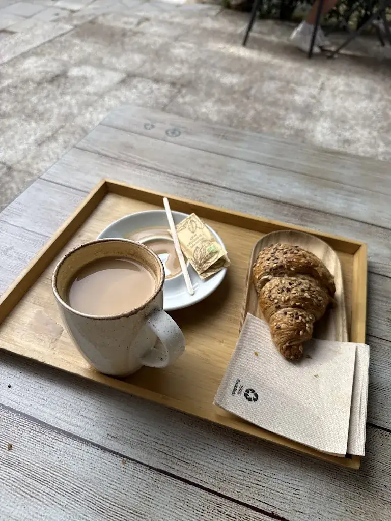 Enrique Pradillo_La La Land Café Madrid_Landl_review