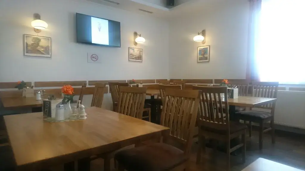 Gasthaus Karlich ristorante a Siegendorf im Burgenland