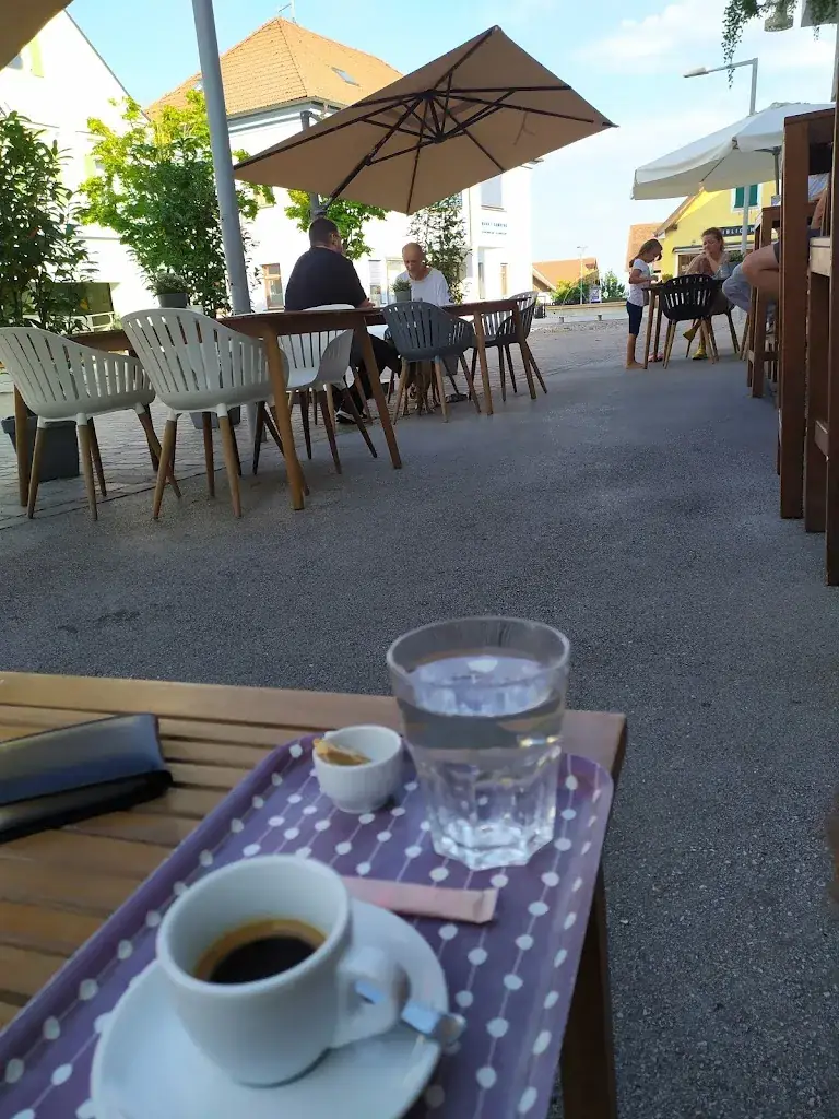 Menu_Cafe on the square_Kumberg_image_3