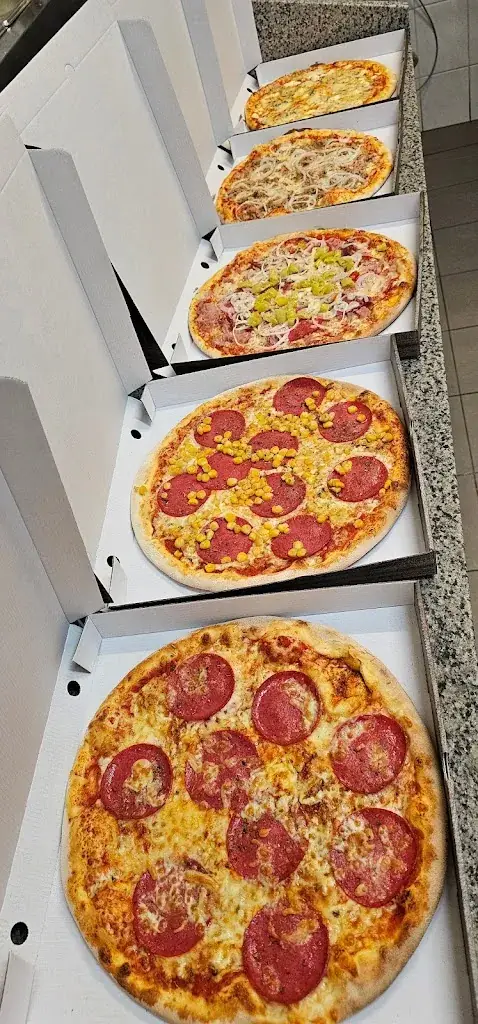 7011 SIEGENDORF PIZZA HEiDi_Siegendorf im Burgenland_slider_image_3