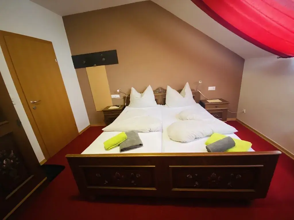 Weingut-Gästezimmer Lieschnegg Hubert und Heike ristorante a Leutschach