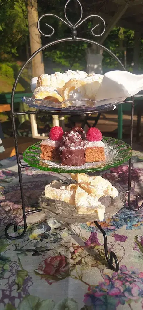 D. G._Bruxi's Heuriger_Lannach_review