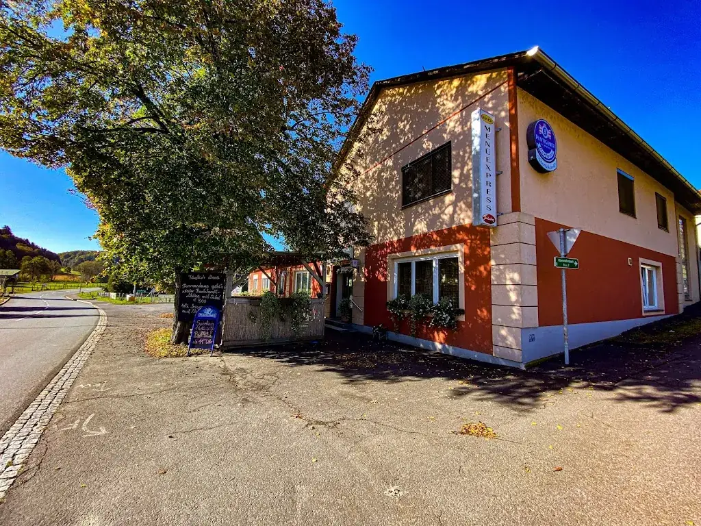 Dorfwirt - Menüexpress - Backhendl_Maierdorf_slider_image_2