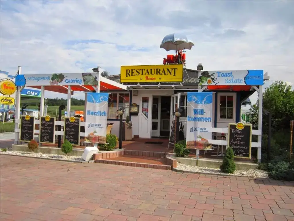 Oldtimer Stüberl ristorante a Badersdorf