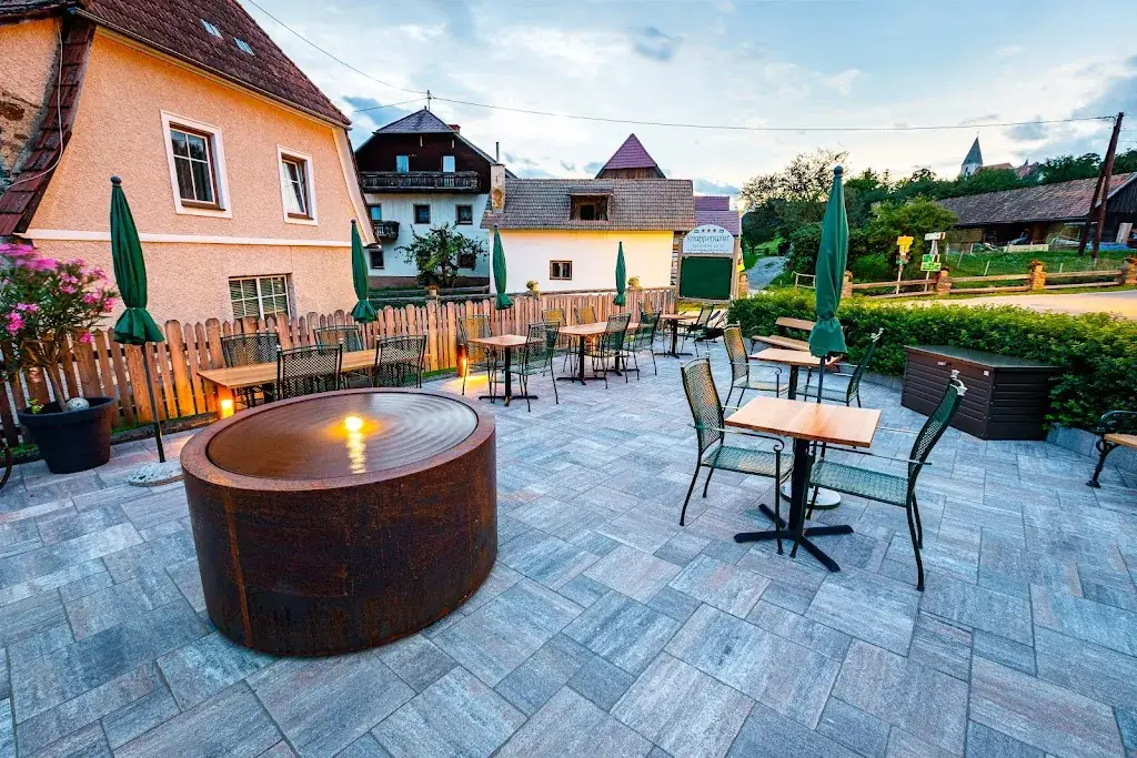 Hotel Restaurant Knappenwirt restaurant à Mariahof