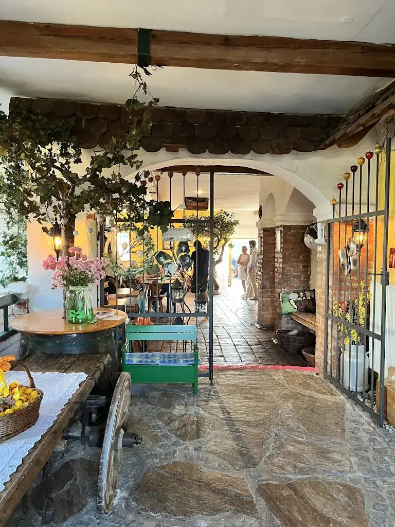 Buschenschank Wastl restaurant à Mariatrost