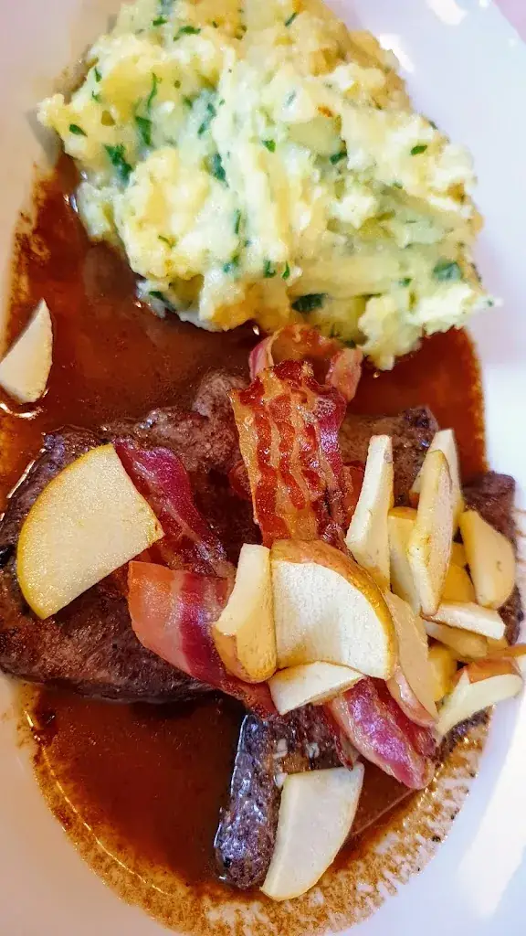 Jörgis Bar_Mitterdorf im Mürztal_slider_image_2