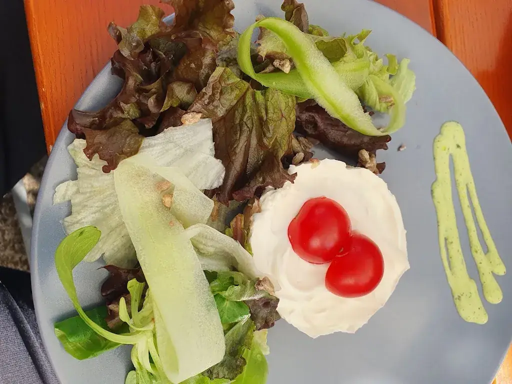 Dorf Meister_Schattendorf_slider_image_2