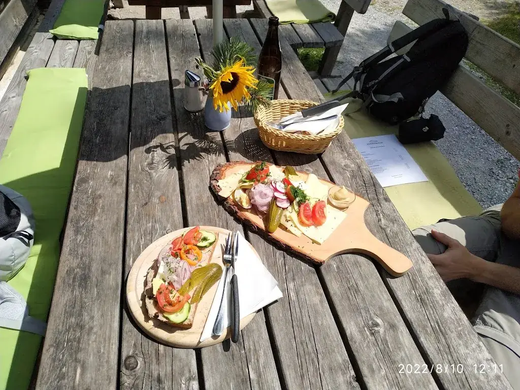 Menu_Perneralm_Michaelerberg_image_5