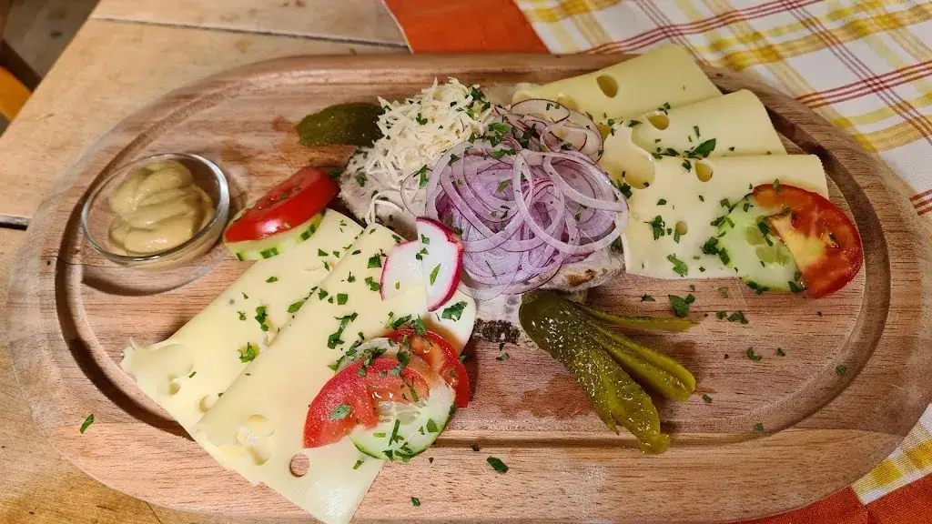 Menu_Perneralm_Michaelerberg_image_6