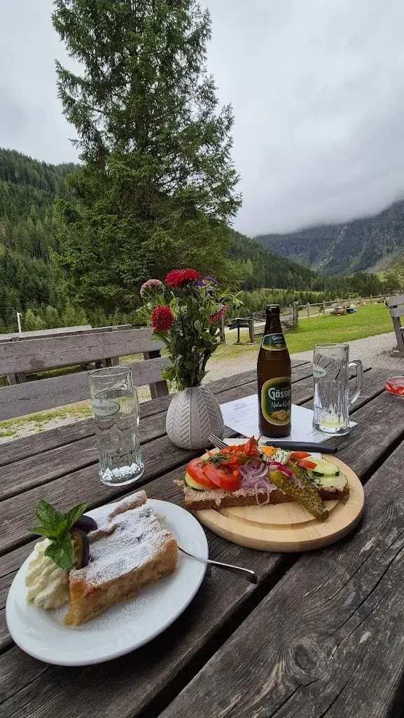 Perneralm_Michaelerberg_slider_image_3