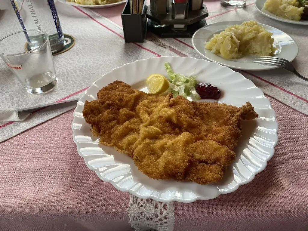 Marian_Gregerwirt_Modriach_review