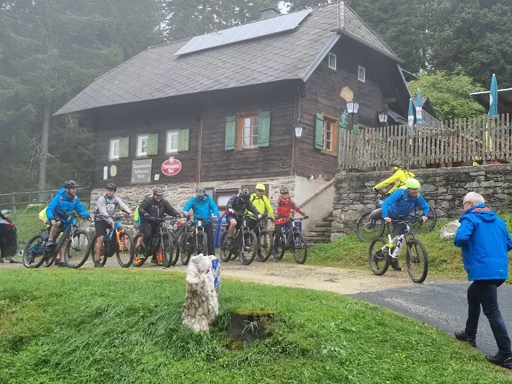 Karl Binder_Kaltwiesenhütte_Mönichwald_review