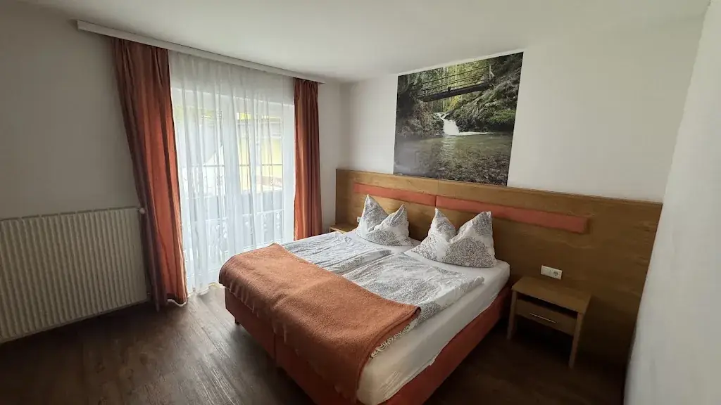 Manfred Hanus_Gastwirtschaft Hold_Mönichwald_avis