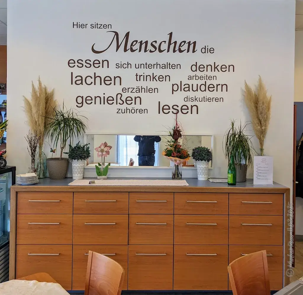 Manfred Rieser_Cafe Restaurant Picasso_Liezen_avis