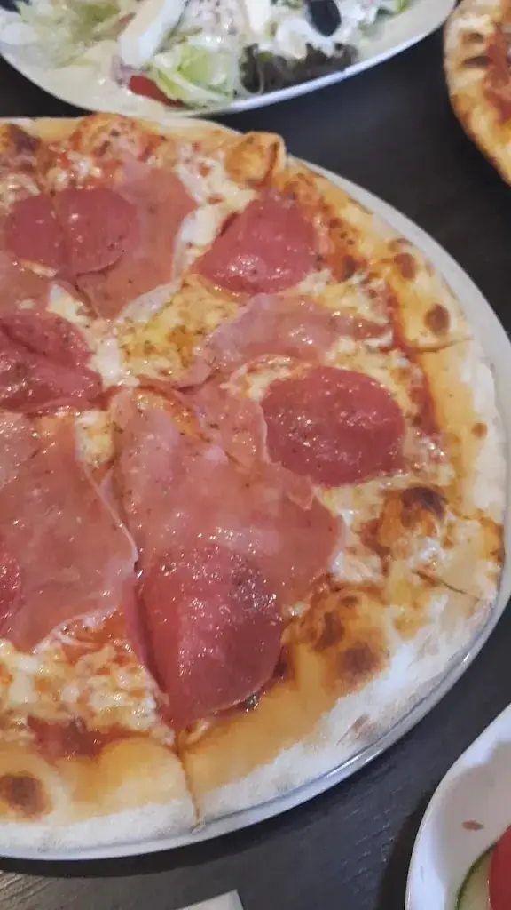 Elvis Pizzeria Cocktailbar_Liezen_slider_image_2