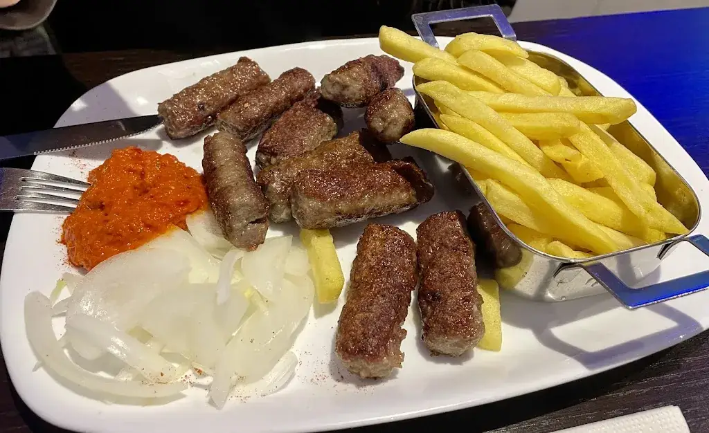 Levente Halmai_Grillhaus Jezercic_Liezen_review