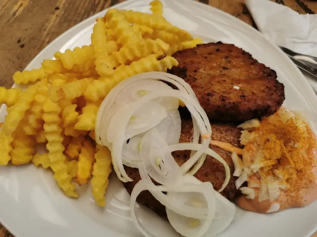 Heinzi's Heiße Hütte_Liezen_slider_image_3