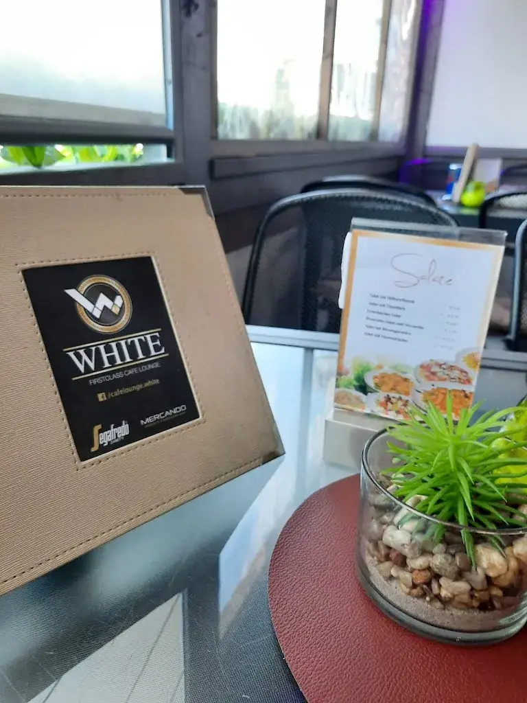 Menu_Cafelounge White_Liezen_image_5