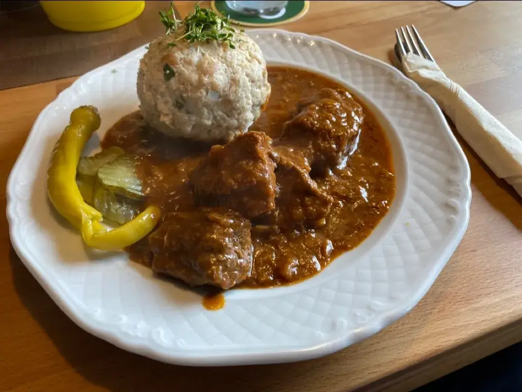 Philipp Ste_Golfstüberl Weissenbach_Liezen_review