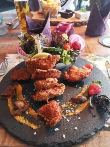 Menu_Tom & Cherry_Liezen_image_1