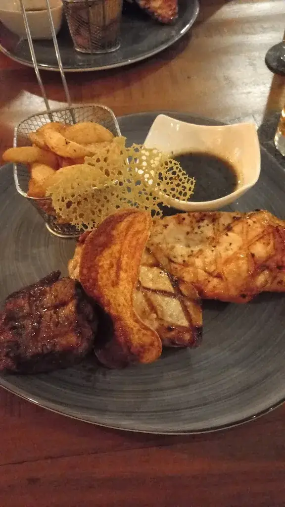 Menu_Tom & Cherry_Liezen_image_2