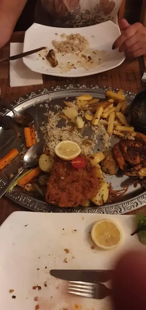 Menu_Tom & Cherry_Liezen_image_6