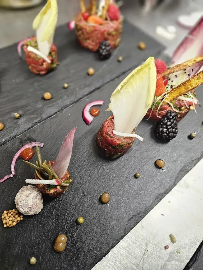 Tom & Cherry_Liezen_slider_image_3