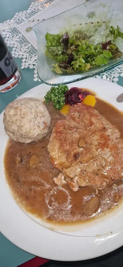 Hermann's Spelunke ristorante a Neutillmitsch