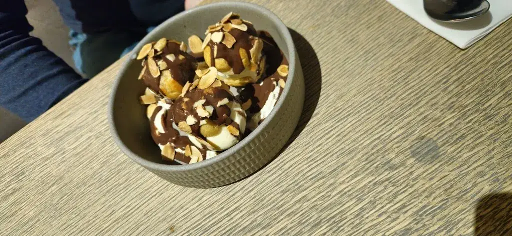 Nuncio D'Agostini_Vie De Chateaux - Restaurant Naas_Naas_review