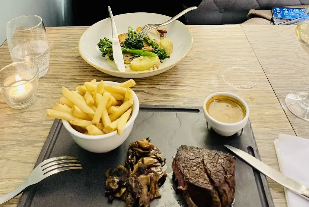 Daithi Ó Seachnasaigh_Vie De Chateaux - Restaurant Naas_Naas_review