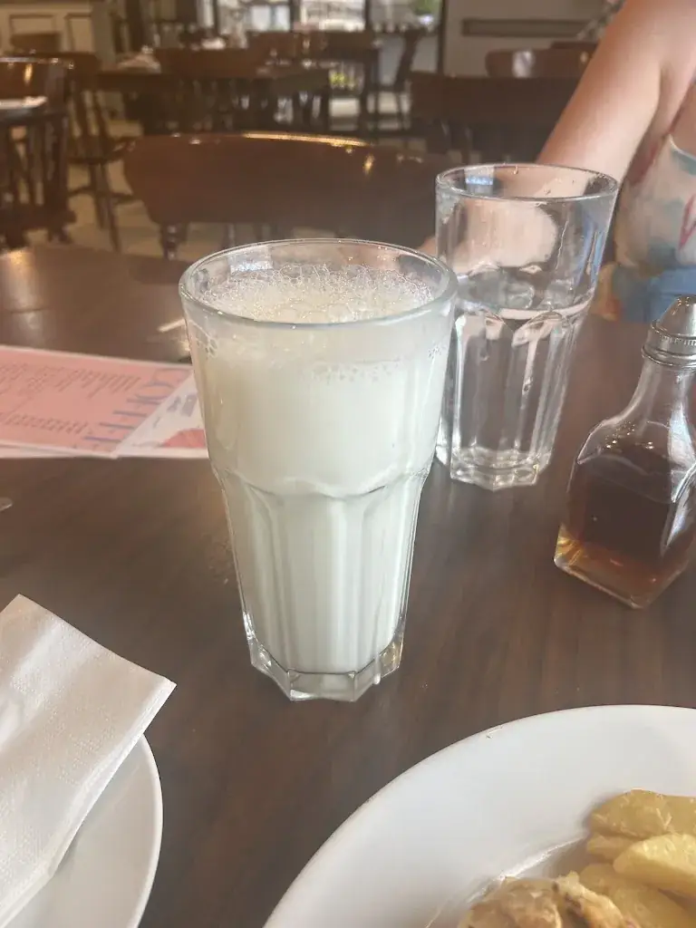 brendsn heaney_Tougher's Restaurant_Naas_avis