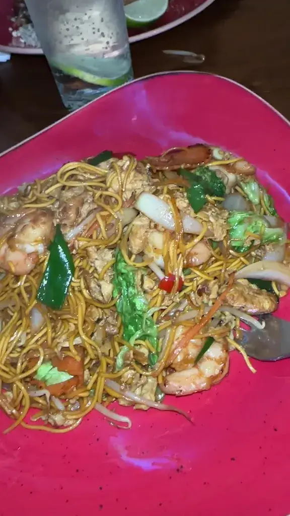 Naasville Thaiger Restaurant_Naas_slider_image_2