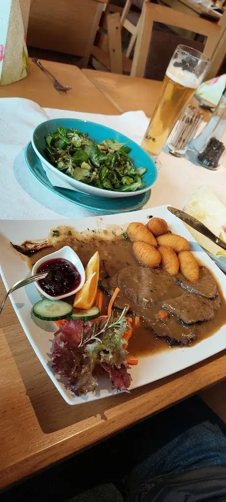 HaT HaN_Landgasthof Pöllauerhof_Neumarkt in Steiermark_avis