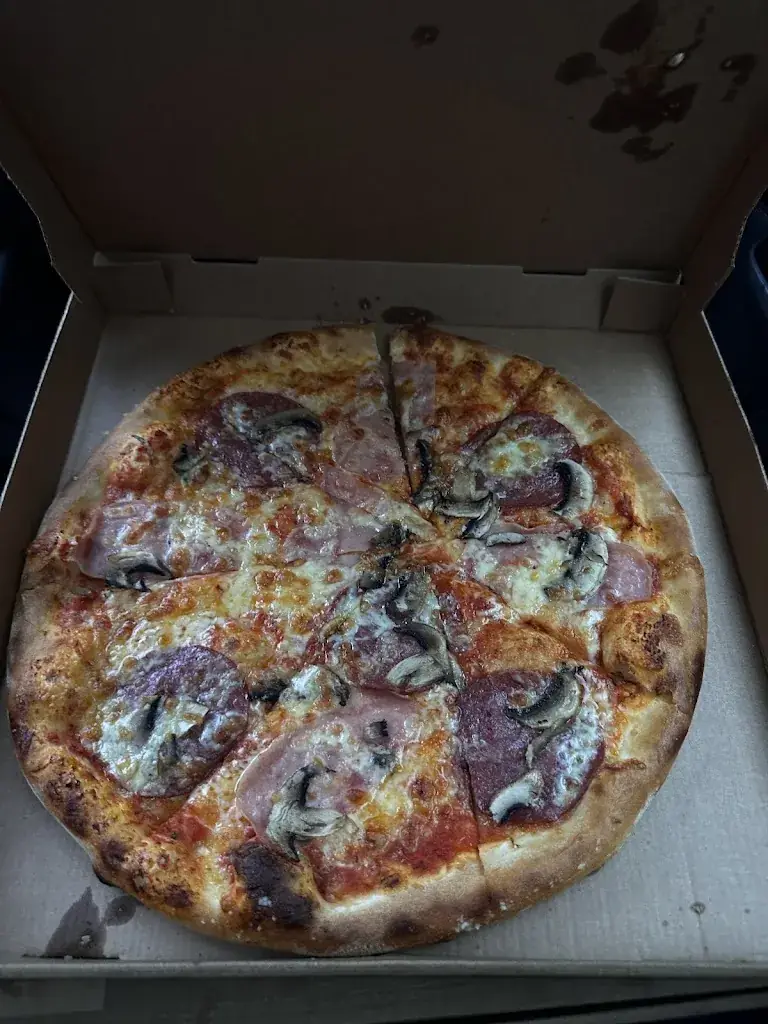 Menu_Pizzeria Roberts_Neumarkt in Steiermark_immagine_9