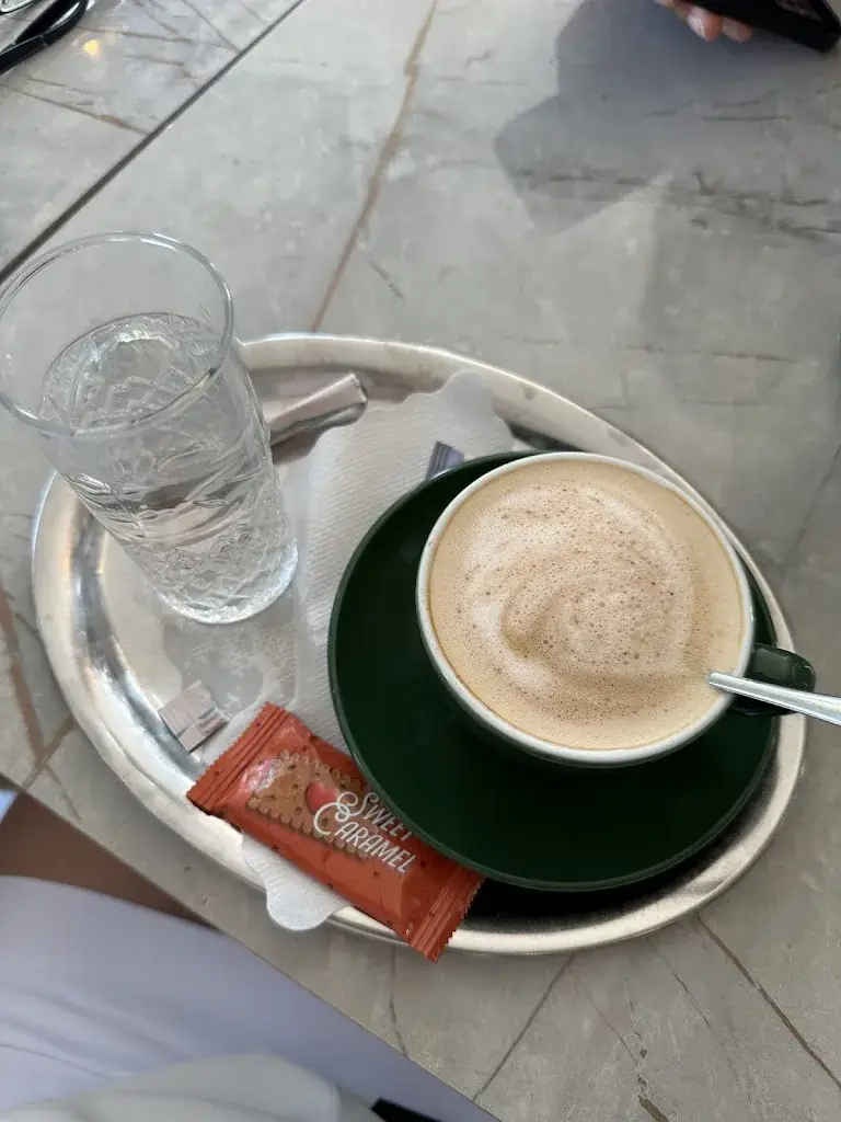 behnaz azad_Leyla | Cafe • Bar • Lounge • Dinner_Obervogau_review