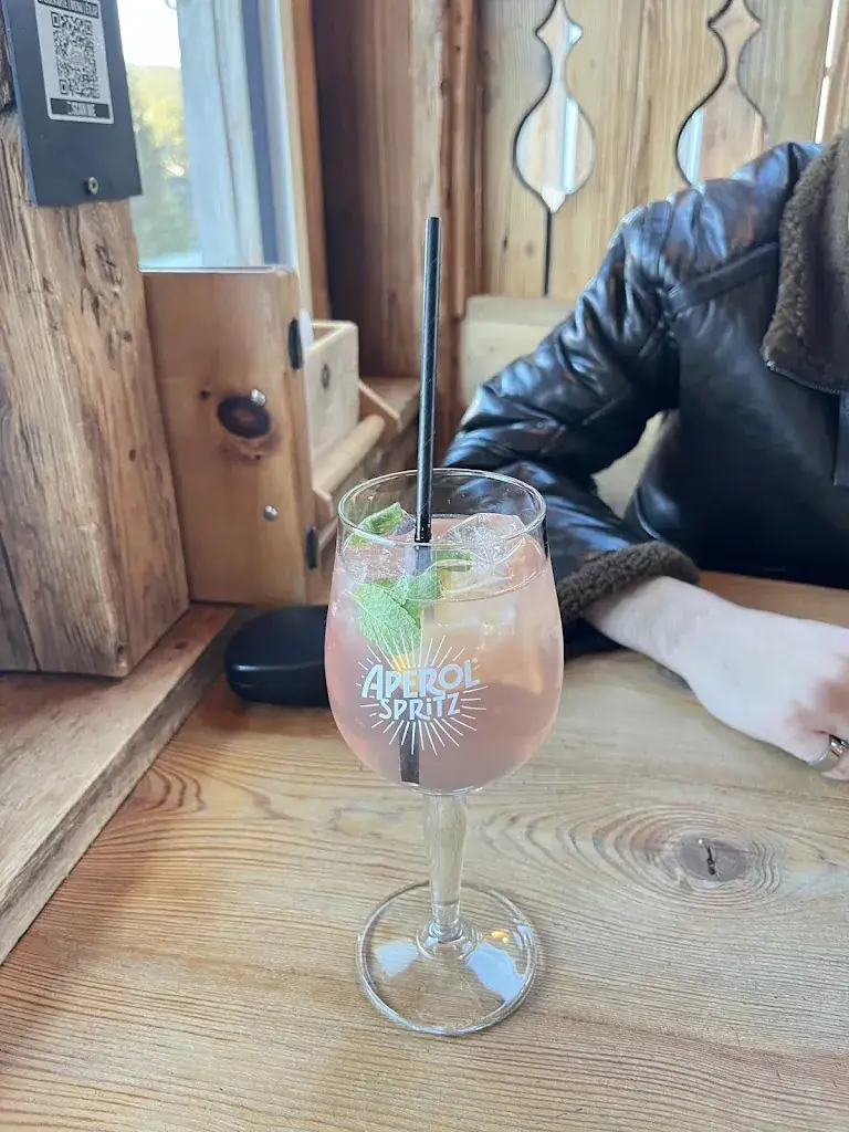 Jade M_Grossa Almstadl – Après Ski Bar im Lachtal_Oberkurzheim_review